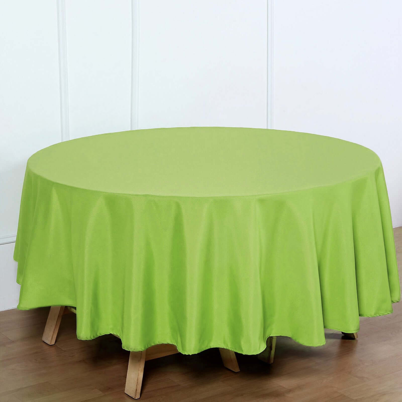 Polyester 90" Round Tablecloth Apple Green - Stain & Wrinkle-Resistant Table Cover